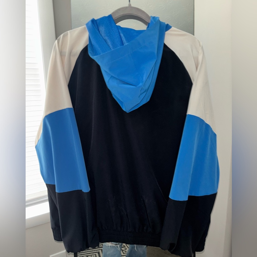 Under Armor Windbreaker Bundle - image 4